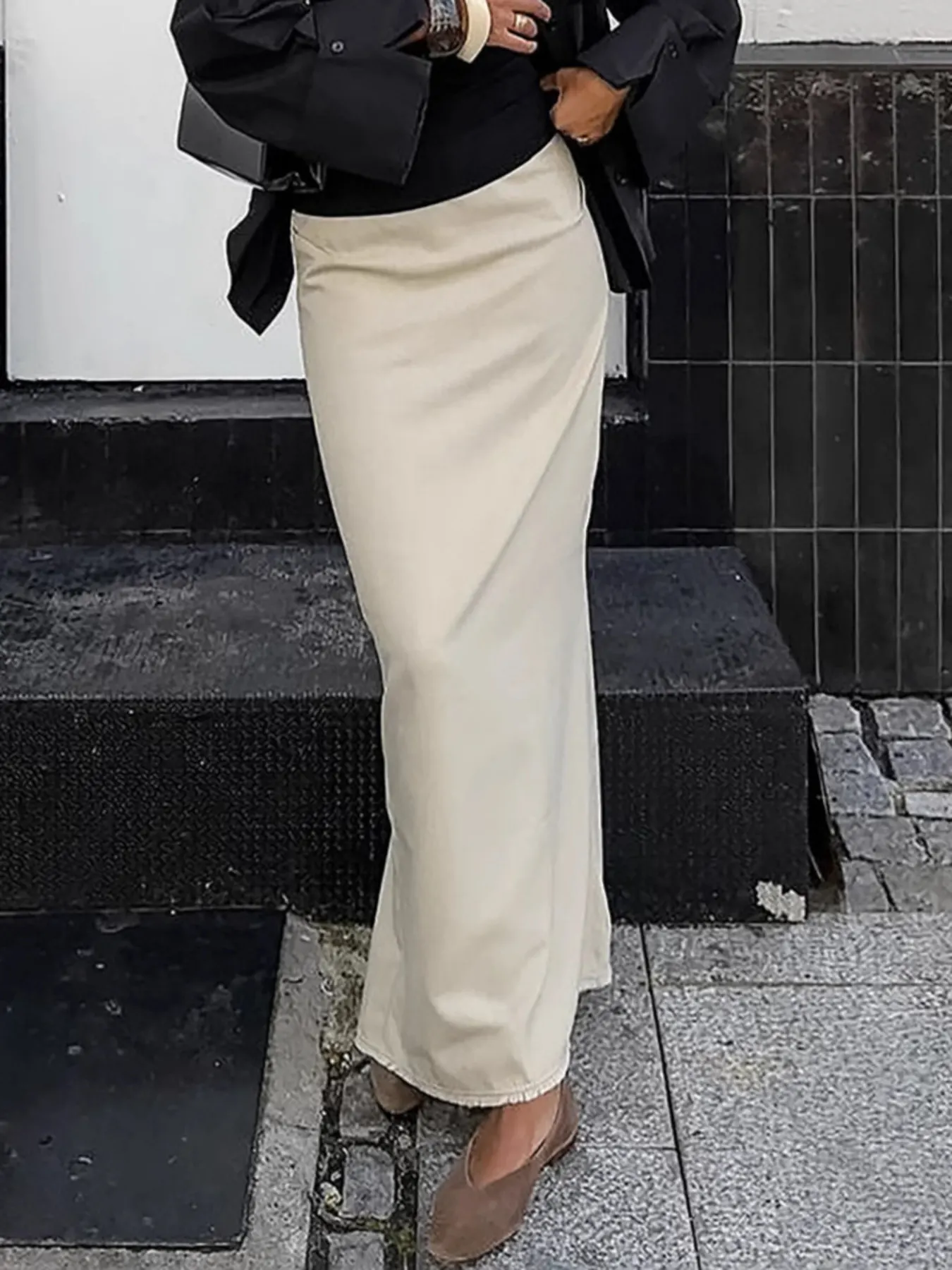 Slit Midi Skirt