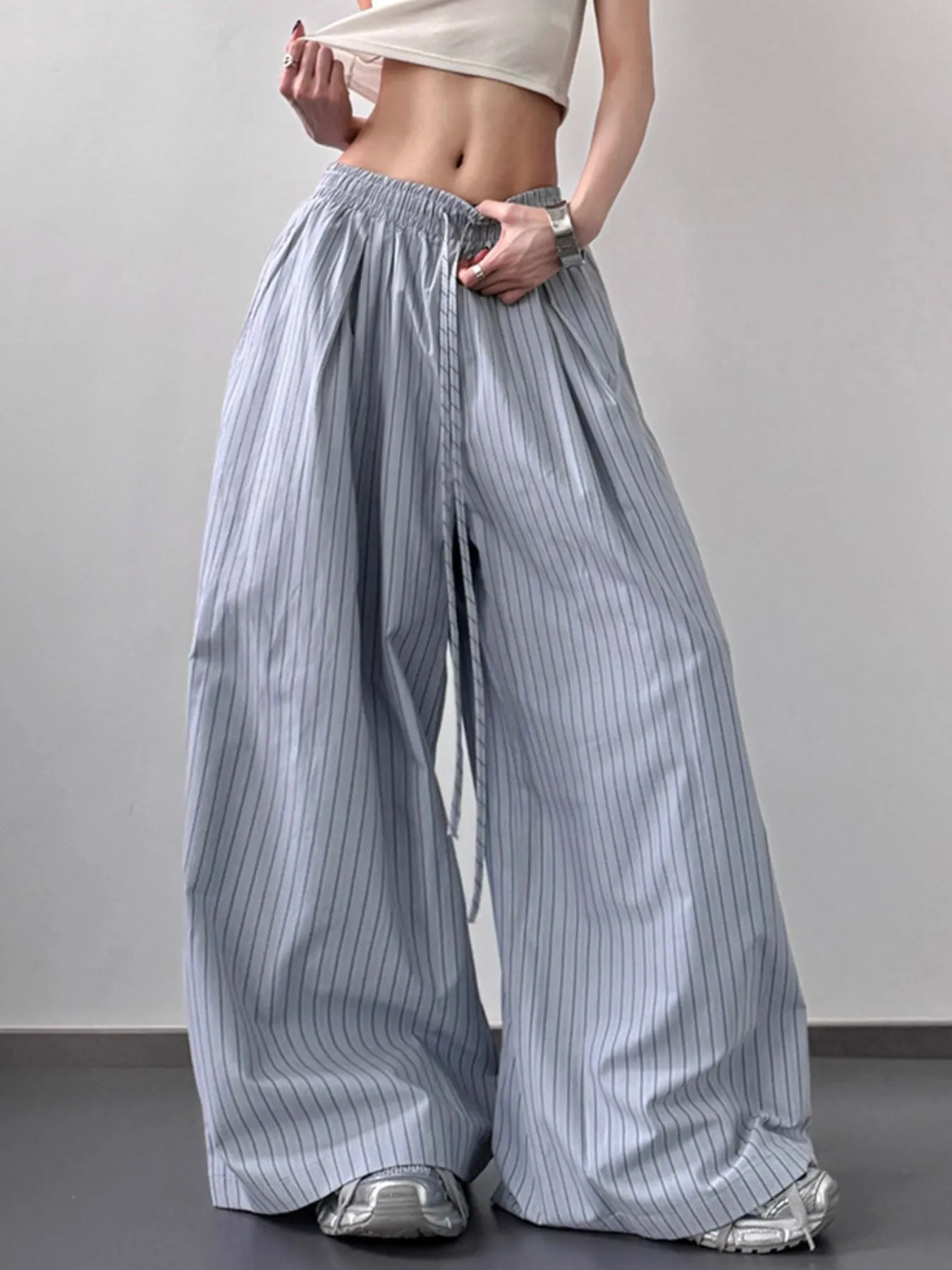 Striped Wide Leg Drawstring Pant